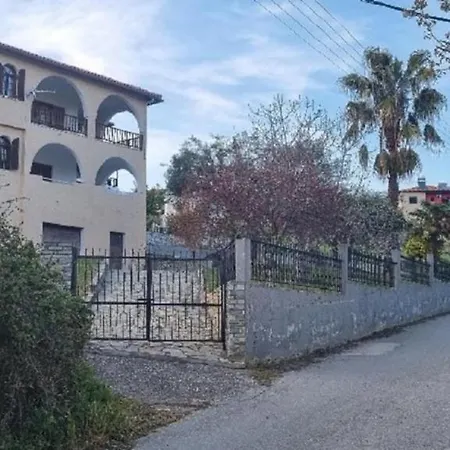 شقة Apt - Sleeps 4 - Pets Ok - Parking - Balcony آغيوس نيكولاوس