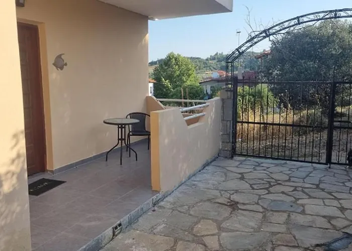 Apartment - Sleeps 4 - Pets Ok - Parking - Balcony Agios Nikolaos (Chalkidiki)