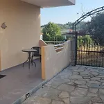 Apartment - Sleeps 4 - Pets Ok - Parking - Balcony Agios Nikolaos (Chalkidiki)