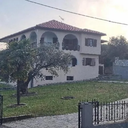 Апартаменты Apt - Sleeps 4 - Pets Ok - Parking - Balcony *